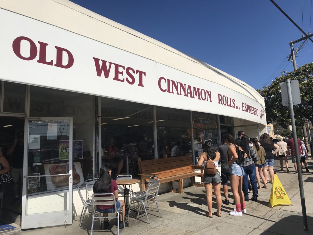 Old-West-Cinnamon-Rolls-Entrance