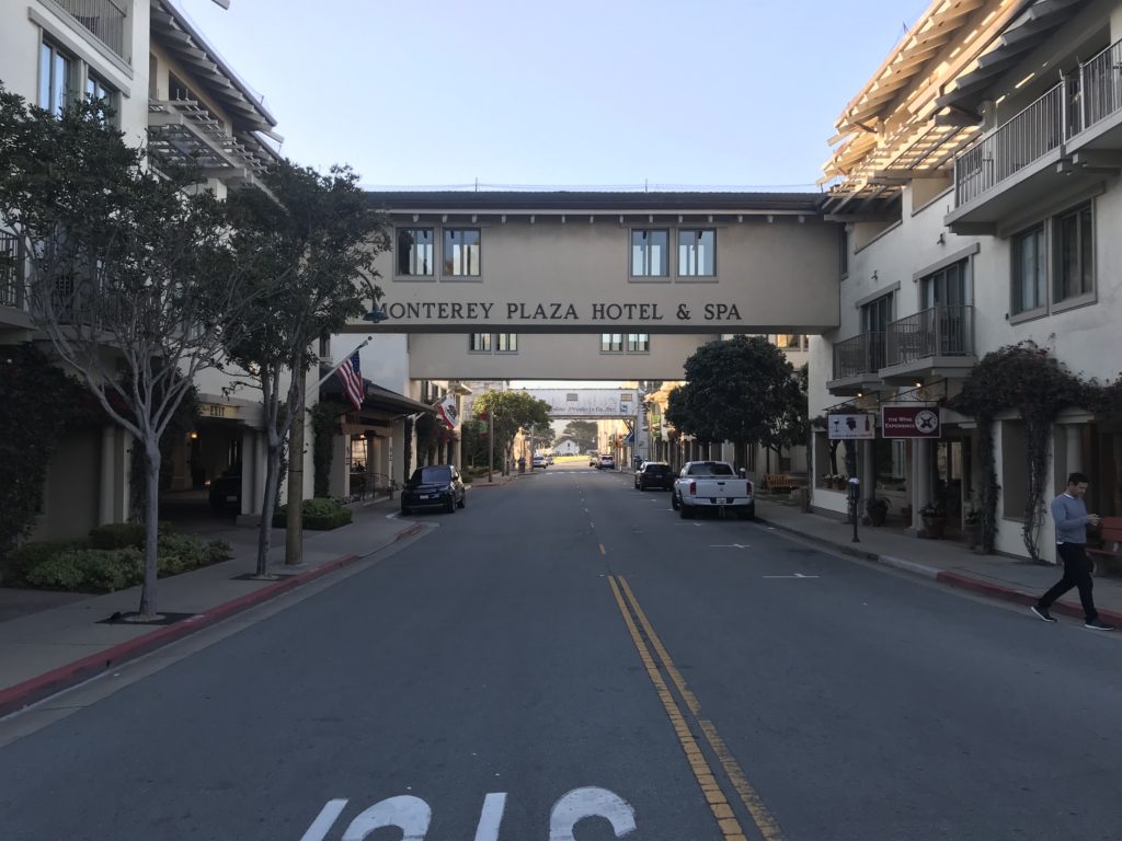 Monterey-Plaza-Hotel-Spa-Entrance